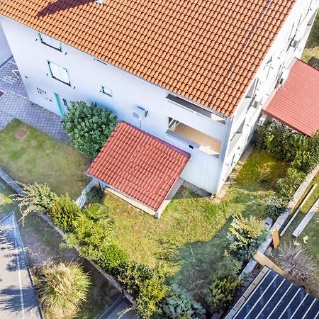 Apartments Ljubica Garden Baška Екстериор снимка