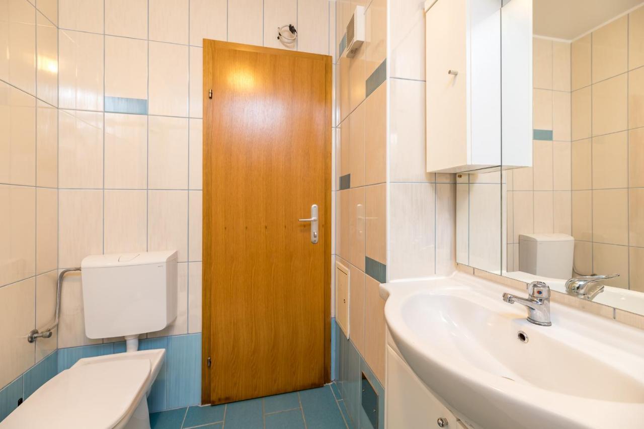 Apartments Ljubica Garden Baška Екстериор снимка