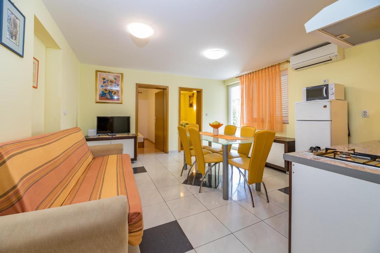Apartments Ljubica Garden Baška Екстериор снимка