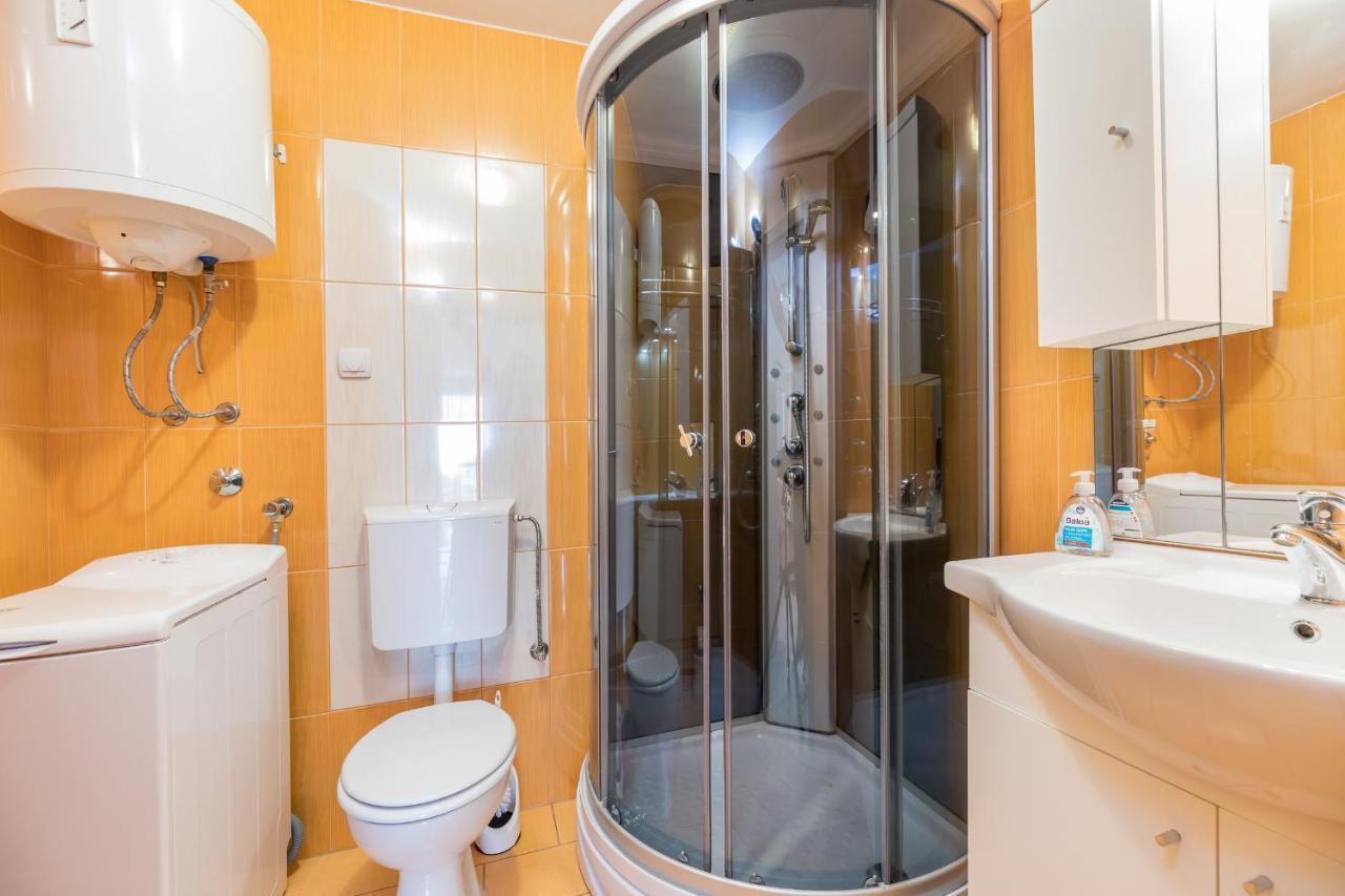 Apartments Ljubica Garden Baška Екстериор снимка
