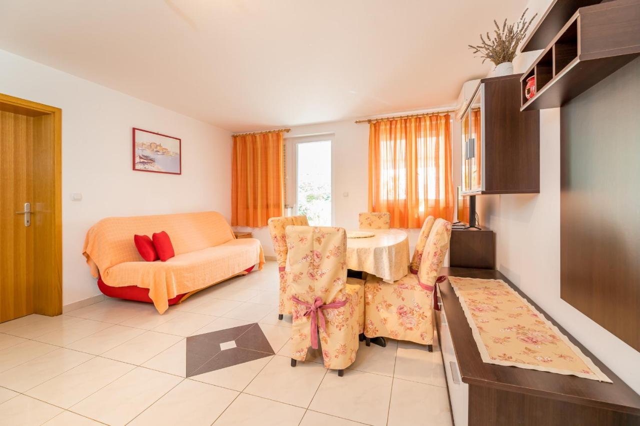 Apartments Ljubica Garden Baška Екстериор снимка